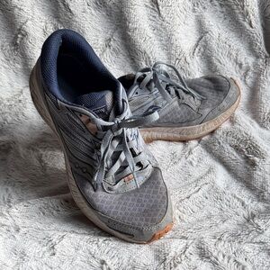 Saucony Athletic Shoes